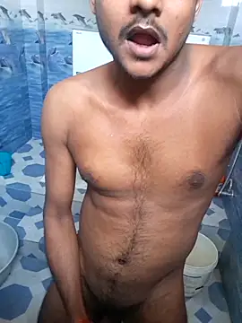 Snapshot of Itsdesi_boy chatting on 10/17/25, 01:42 Itsdesi boy online show from 10/17/25, 01:42