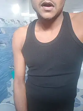 Snapshot of Itsdesi_boy chatting on 11/12/25, 03:07 Itsdesi boy online show from 11/12/25, 03:07