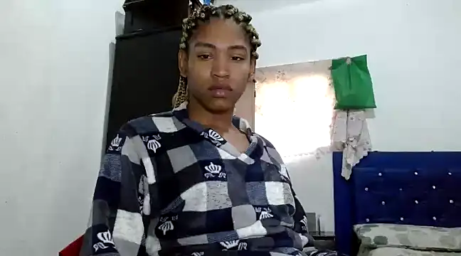 Snapshot of angelamarie1 chatting on 01/07/25, 03:33 angelamarie1 online show from 01/07/25, 03:33