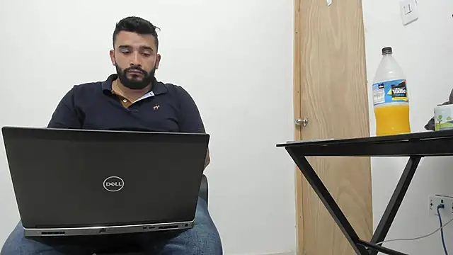 isearchcompany online show from 10/31/25, 08:54