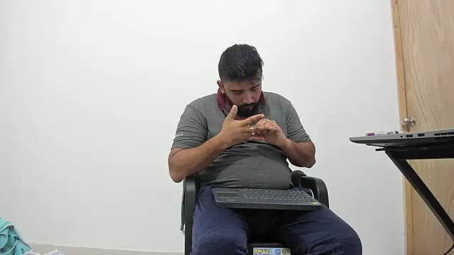 isearchcompany online show from 11/01/25, 11:51