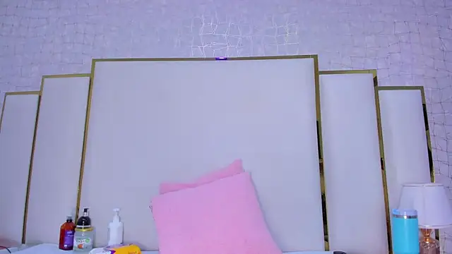 paola rodriguez online show from 10/23/25, 12:04