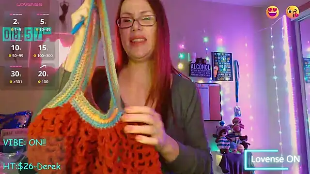 EmmaIsHere online show from 11/13/25, 03:55