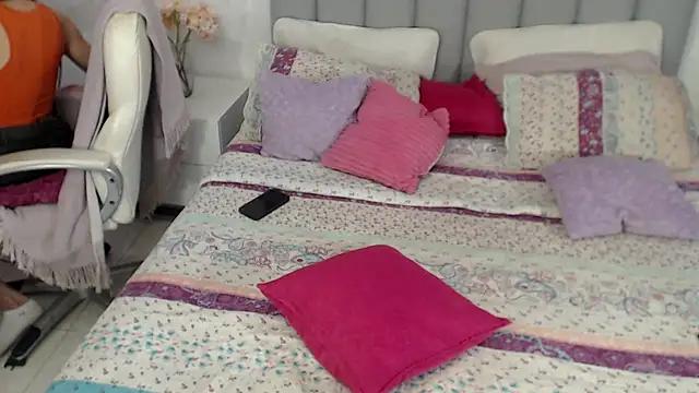 X6uldv8xdollxxx online show from 11/13/25, 02:21