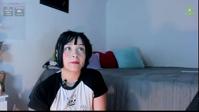 miaa-lee online show from 11/04/25, 04:00