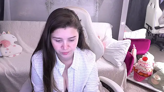 Snapshot of AmellyMilly chatting on 10/06/25, 12:46 AmellyMilly online show from 10/06/25, 12:46