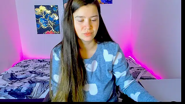 Snapshot of AmellyMilly chatting on 11/06/25, 06:58 AmellyMilly online show from 11/06/25, 06:58