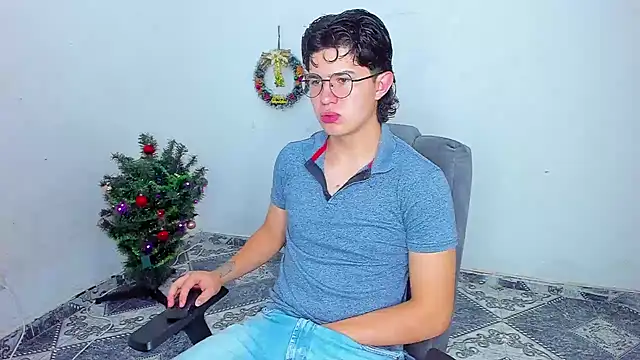 patrik 027 online show from 12/22/24, 12:27