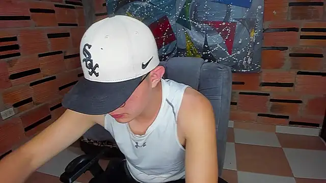 patrik 027 online show from 02/05/25, 08:14