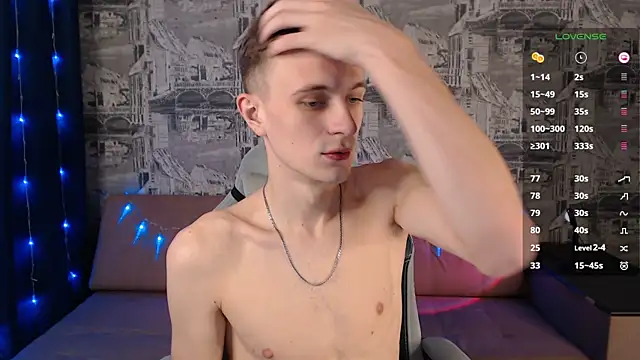 Snapshot of Oliver_Fresh chatting on 12/30/24, 09:05 Oliver Fresh online show from 12/30/24, 09:05