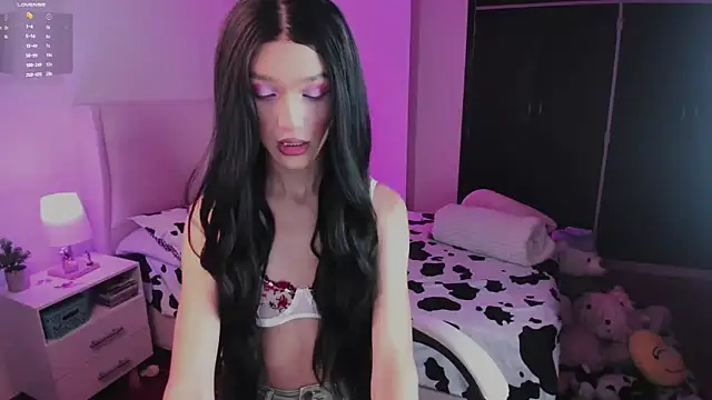 Snapshot of Ainhoads chatting on 11/08/25, 08:36 Ainhoads online show from 11/08/25, 08:36