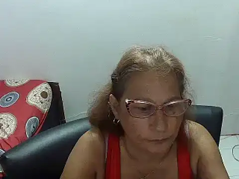 Snapshot of charrysexy1 chatting on 12/09/24, 10:41 charrysexy1 online show from 12/09/24, 10:41
