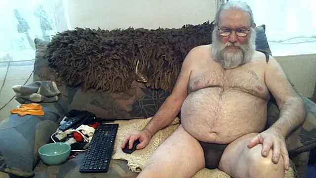 SexySantaC online show from 02/06/25, 05:40
