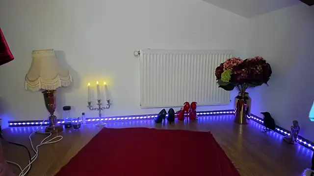 Snapshot of ViciousSiren chatting on 11/05/25, 05:13 ViciousSiren online show from 11/05/25, 05:13