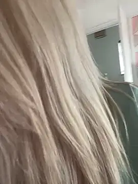 Bustyblondebabe32 online show from 03/10/25, 12:15