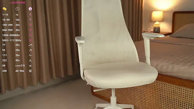 Snapshot of Vivian_cb chatting on 02/27/25, 11:31 Vivian cb online show from 02/27/25, 11:31