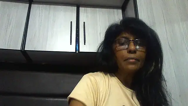 MsAttitude online show from 02/01/25, 02:56