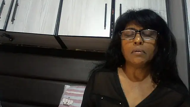 MsAttitude online show from 10/09/25, 06:44