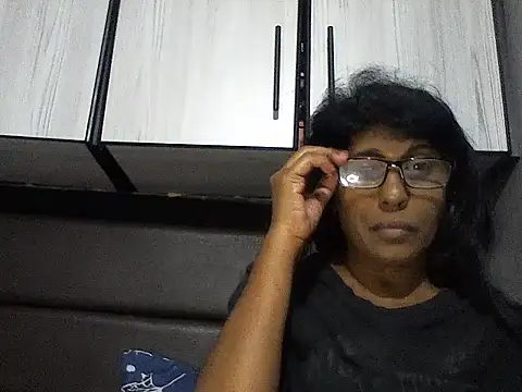 MsAttitude online show from 11/01/25, 03:14