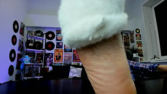 MistyBarnes online show from 12/16/24, 12:38