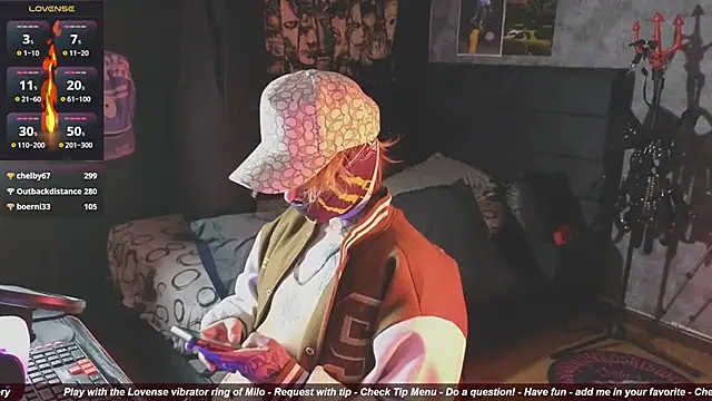 Snapshot of AcidMilo chatting on 11/16/25, 12:05 AcidMilo online show from 11/16/25, 12:05