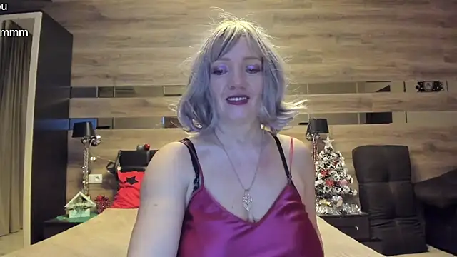 TrueFoxyyy online show from 01/28/25, 04:19