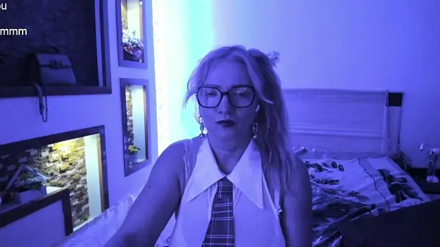 TrueFoxyyy online show from 03/12/25, 06:11