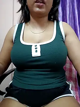Snapshot of Nia__09 chatting on 03/03/25, 09:05 Nia 09 online show from 03/03/25, 09:05
