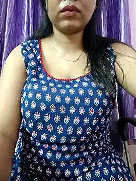 Snapshot of Nia__09 chatting on 09/09/25, 07:35 Nia 09 online show from 09/09/25, 07:35