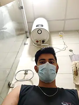 Snapshot of bigdickfuckuu chatting on 10/11/25, 10:03 bigdickfuckuu online show from 10/11/25, 10:03