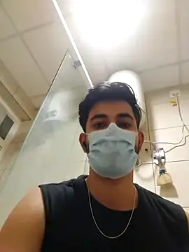 Snapshot of bigdickfuckuu chatting on 10/18/25, 11:55 bigdickfuckuu online show from 10/18/25, 11:55