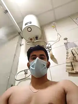 Snapshot of bigdickfuckuu chatting on 10/25/25, 08:55 bigdickfuckuu online show from 10/25/25, 08:55