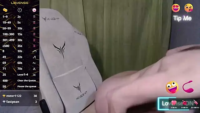 Snapshot of lillit__gold chatting on 03/06/25, 07:43 lillit gold online show from 03/06/25, 07:43