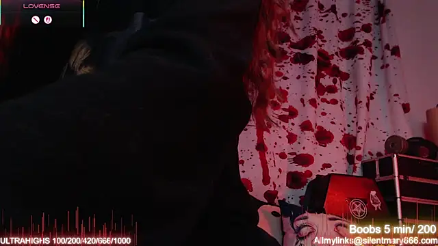 Snapshot of Silentmary chatting on 11/10/25, 02:54 Silentmary online show from 11/10/25, 02:54