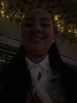 Abril Luv online show from 02/22/25, 12:49