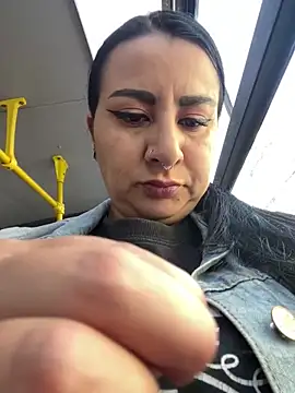 Abril Luv online show from 02/27/25, 12:02