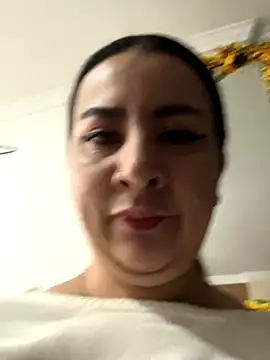 Abril Luv online show from 09/30/25, 01:05