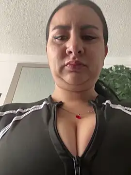 Abril Luv online show from 10/09/25, 01:20