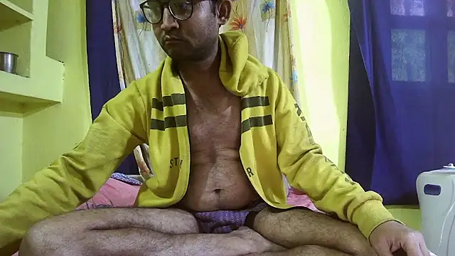 Cute boy2000 online show from 01/11/25, 09:36