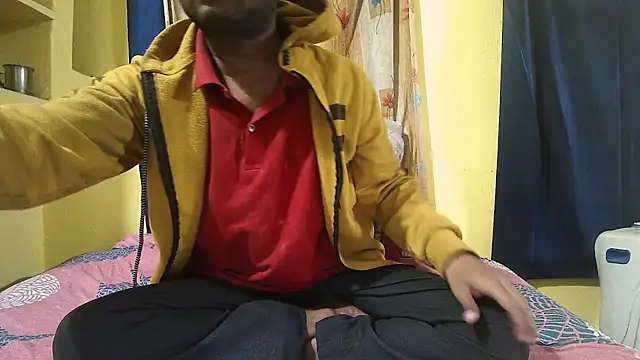 Cute boy2000 online show from 01/13/25, 01:23