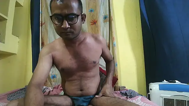 Cute boy2000 online show from 03/19/25, 08:54