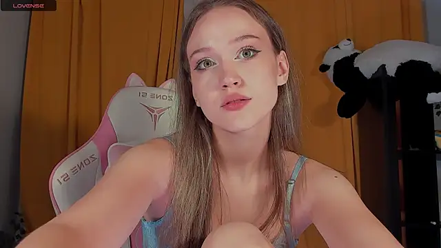 Snapshot of Amelia_Lein chatting on 01/16/25, 07:17 Amelia Lein online show from 01/16/25, 07:17