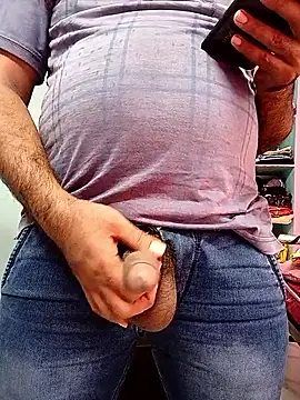 Snapshot of adicma123 chatting on 10/10/25, 09:19 adicma123 online show from 10/10/25, 09:19