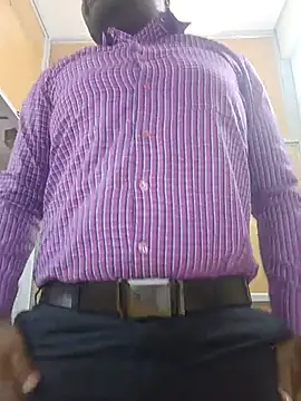 Snapshot of adicma123 chatting on 10/29/25, 07:54 adicma123 online show from 10/29/25, 07:54