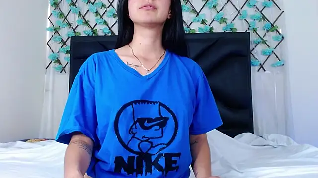 EmmaWilliamss online show from 09/23/25, 03:37