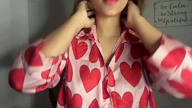 Queen Sakhi online show from 01/16/25, 05:01