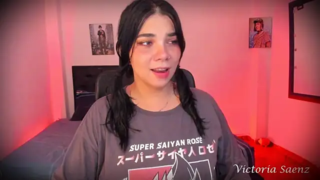 victoriaasaenz  online show from 10/12/25, 12:42