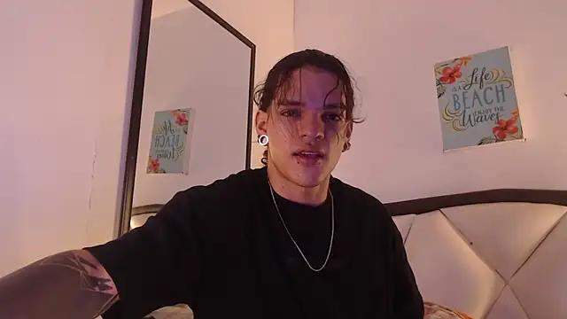 AlbertBernal69 online show from 11/20/25, 02:23