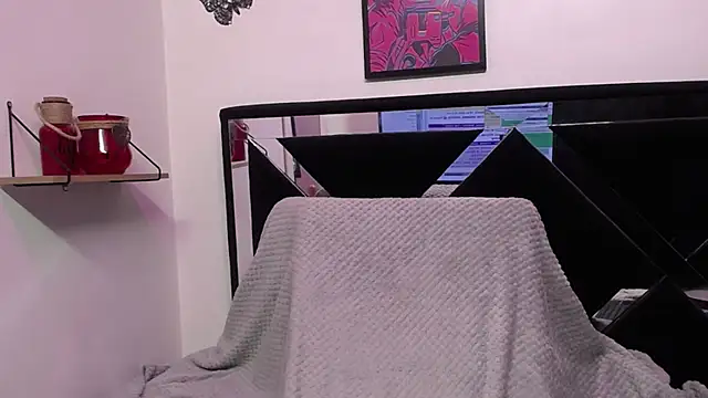 Snapshot of ORIANNA_BODMOD chatting on 03/15/25, 06:14 ORIANNA BODMOD online show from 03/15/25, 06:14