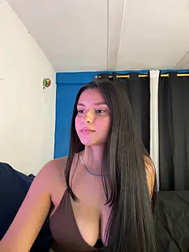 Snapshot of Lolitah__69 chatting on 09/20/25, 11:06 Lolitah 69 online show from 09/20/25, 11:06